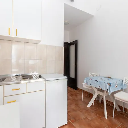 아파트 Ilija Njavro - One Bedroom With Balcony *