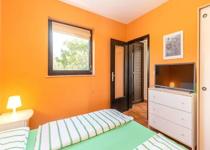 Ilija Njavro - One Bedroom With Balcony Jadranovo