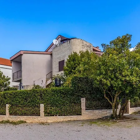 Ilija Njavro - One Bedroom With Balcony יאדראנובו